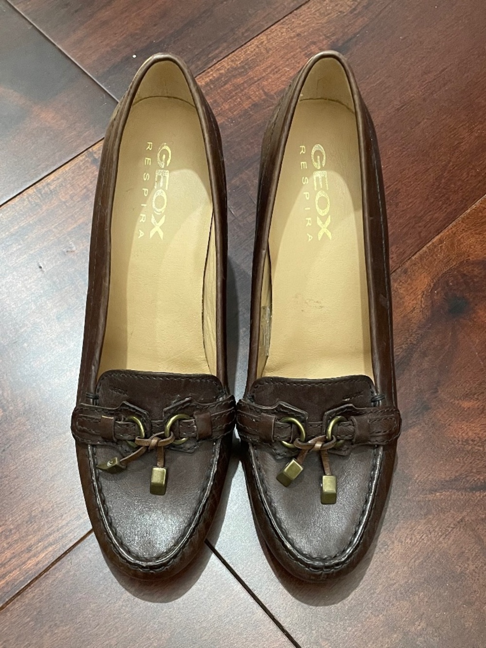 Geox Respira brown leather loafers heels size 36.5
